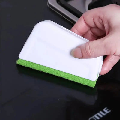 Gap Cleaning Brush – for Window Tracks & Grooves – sweep, scrubber, scrub (Image 5)