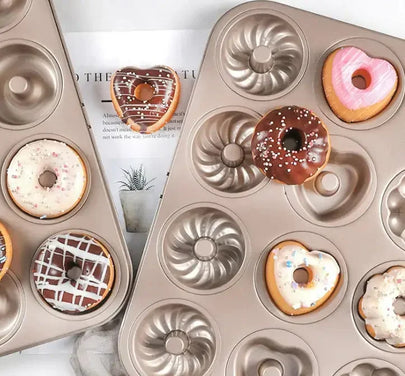 6-Cup Cake Mold & Baking Tray Se – charlotte, cupcake, savarin (Image 1)