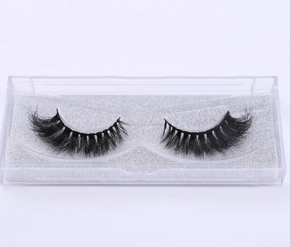 Faux Eye Lashes for Natural Glam Look – glance, give, rake (Image 5)