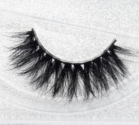 Faux Eye Lashes for Natural Glam Look – glance, give, rake (Image 6)