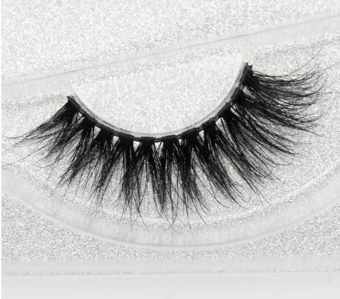Faux Eye Lashes for Natural Glam Look – glance, give, rake (Image 8)