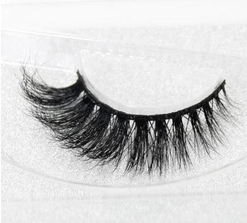 Faux Eye Lashes for Natural Glam Look – glance, give, rake (Image 10)