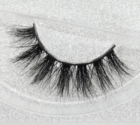 Faux Eye Lashes for Natural Glam Look – glance, give, rake (Image 25)