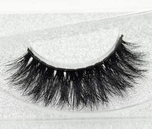 Faux Eye Lashes for Natural Glam Look – glance, give, rake (Image 26)