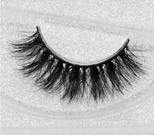 Faux Eye Lashes for Natural Glam Look – glance, give, rake (Image 27)